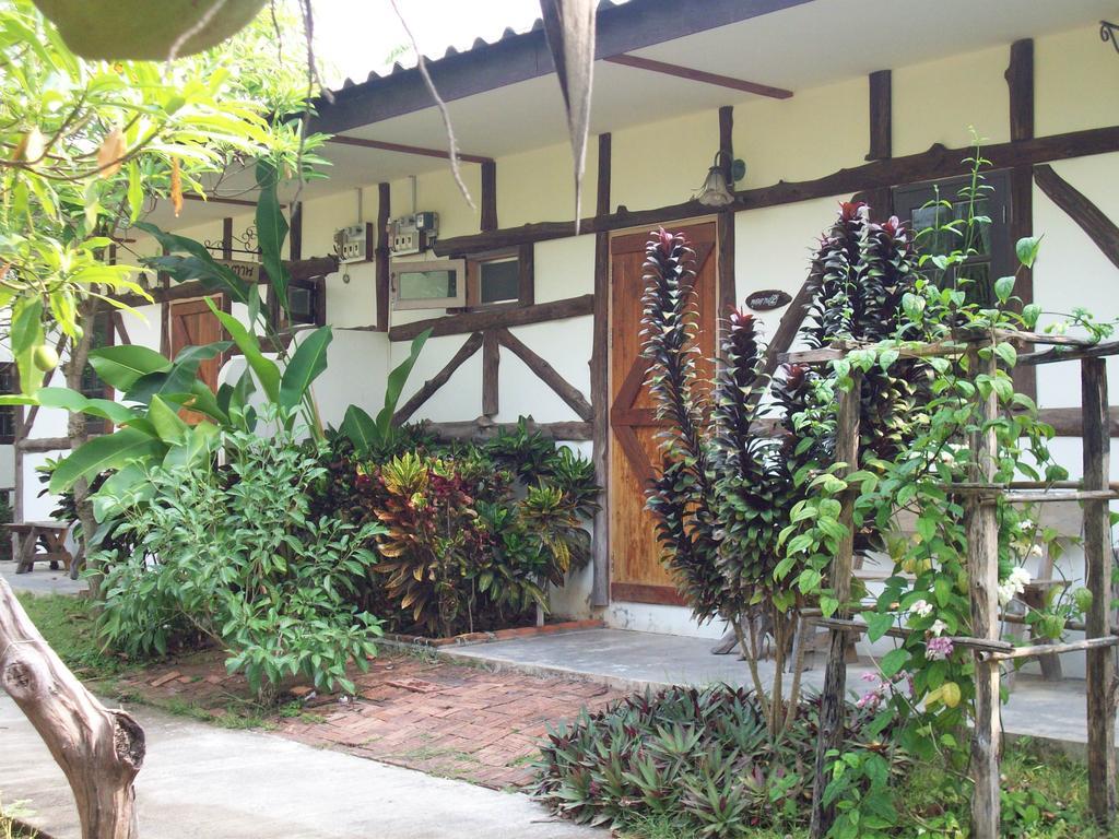 Sanita Cottage Chom Bung Exterior foto