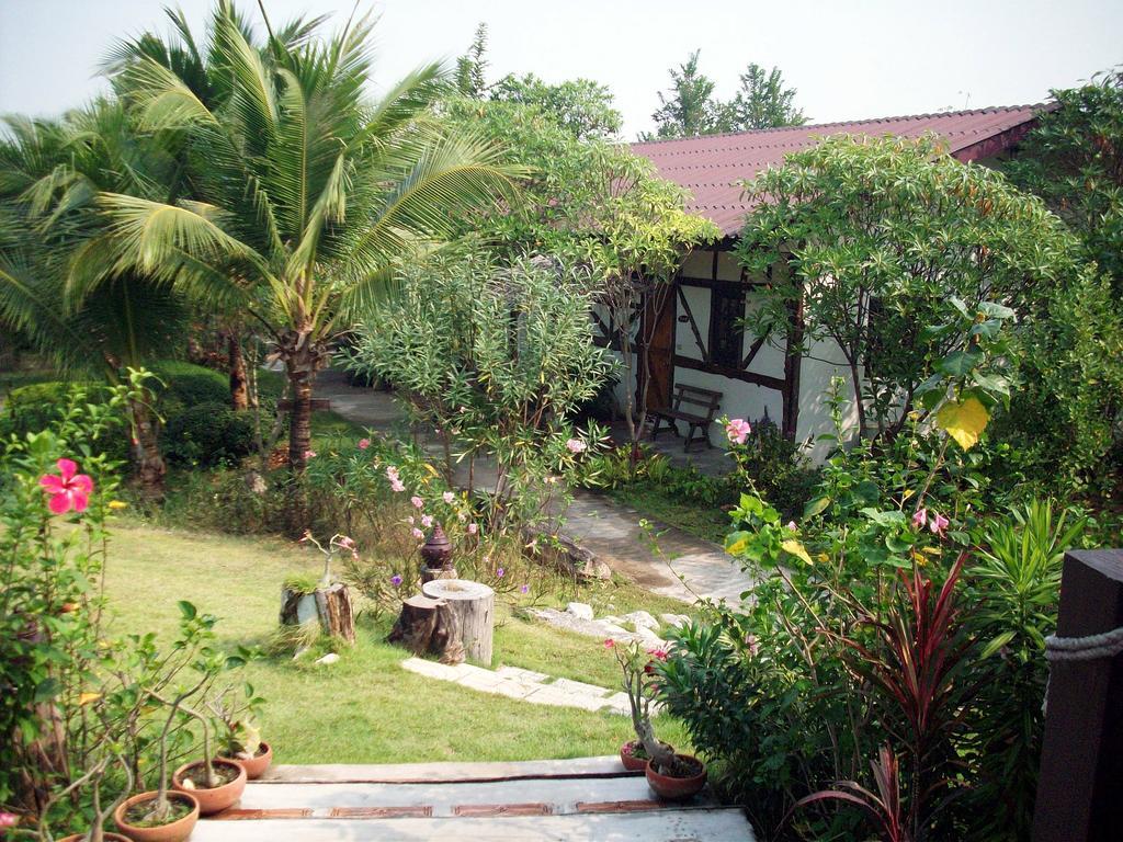 Sanita Cottage Chom Bung Exterior foto